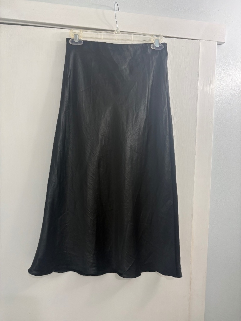 Aritzia Babaton Midi Skirt Black Size 4